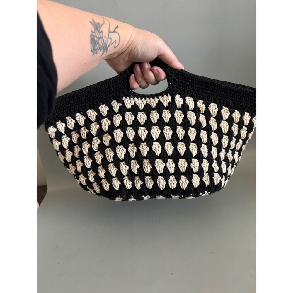 Boho Crochet Handbag Clutch with Zipper Closure World Market Black and White - Picture 4 of 8